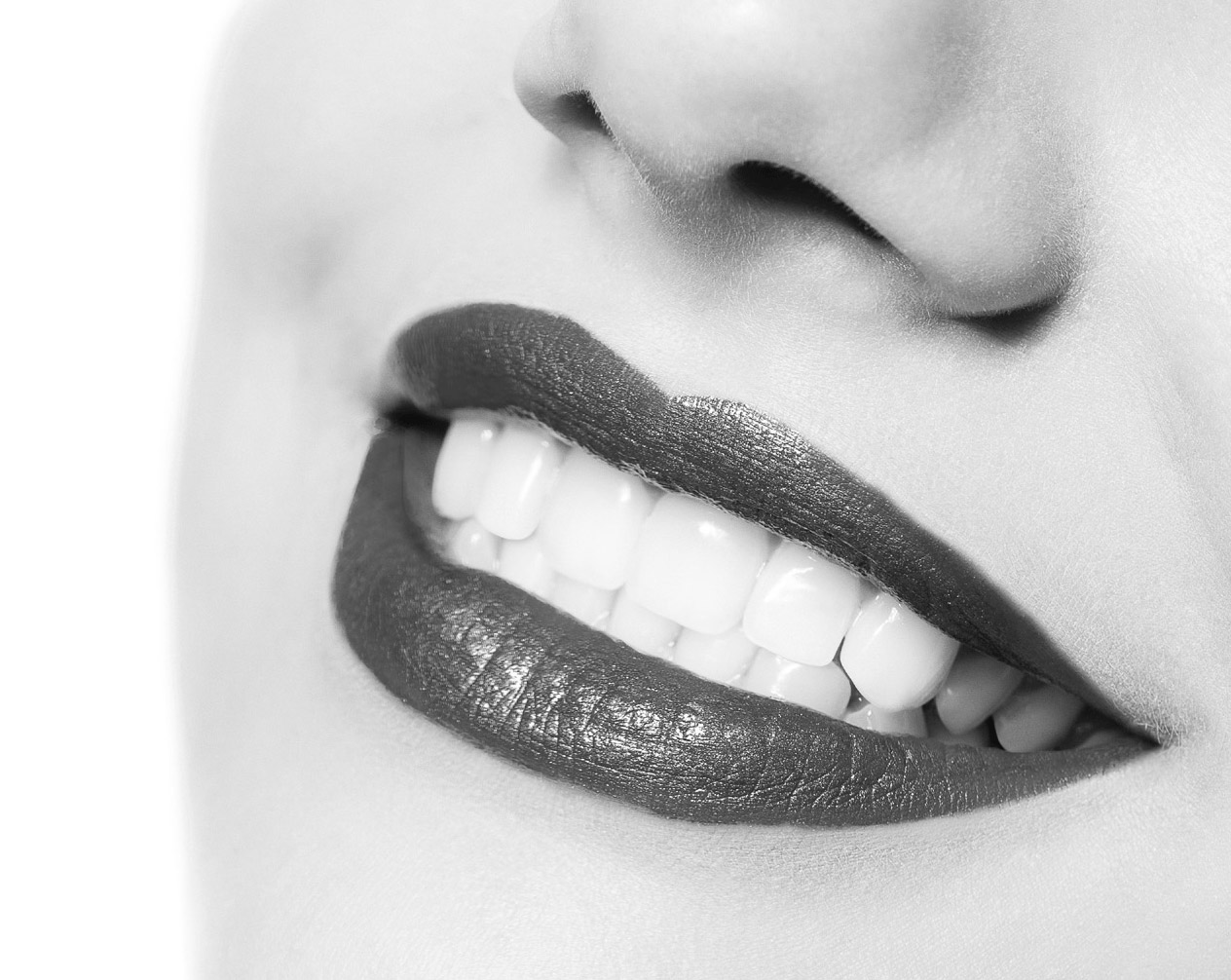 כתרים לשיניים ביום אחד